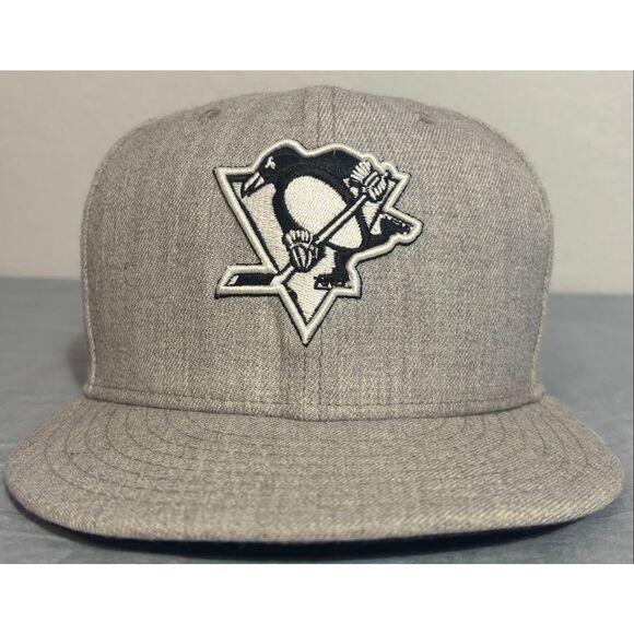 New Era 59Fifty Pittsburgh Penguins NHL Size 8 Light Grey - Picture 2 of 8